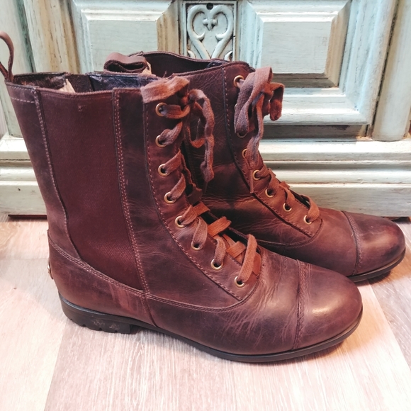 women's leather combat style boots